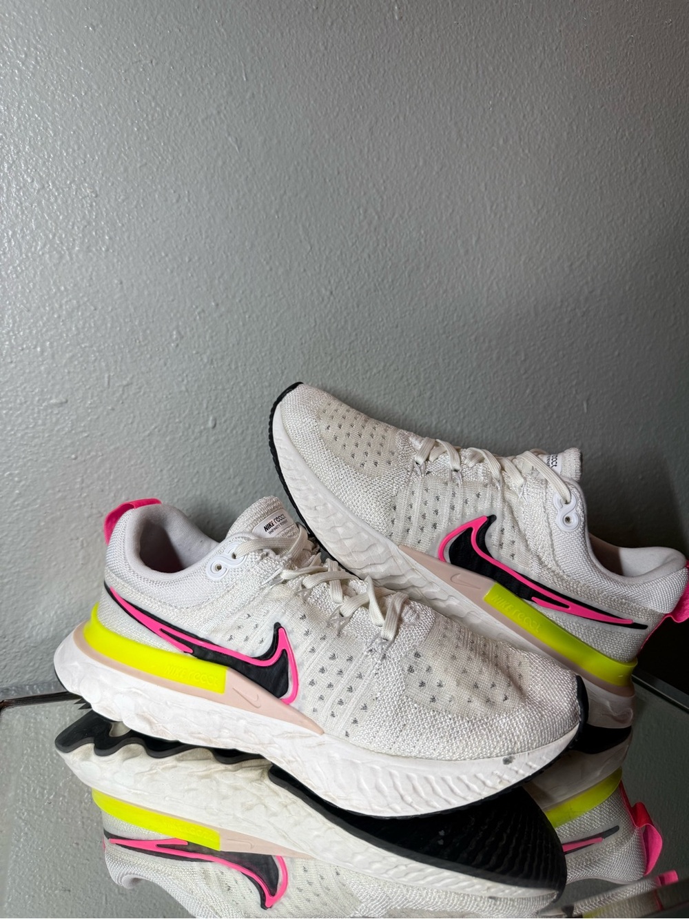 Nike React Infinity Run Flyknit 3 Women’s 7.5 White Pink Volt Running Shoes